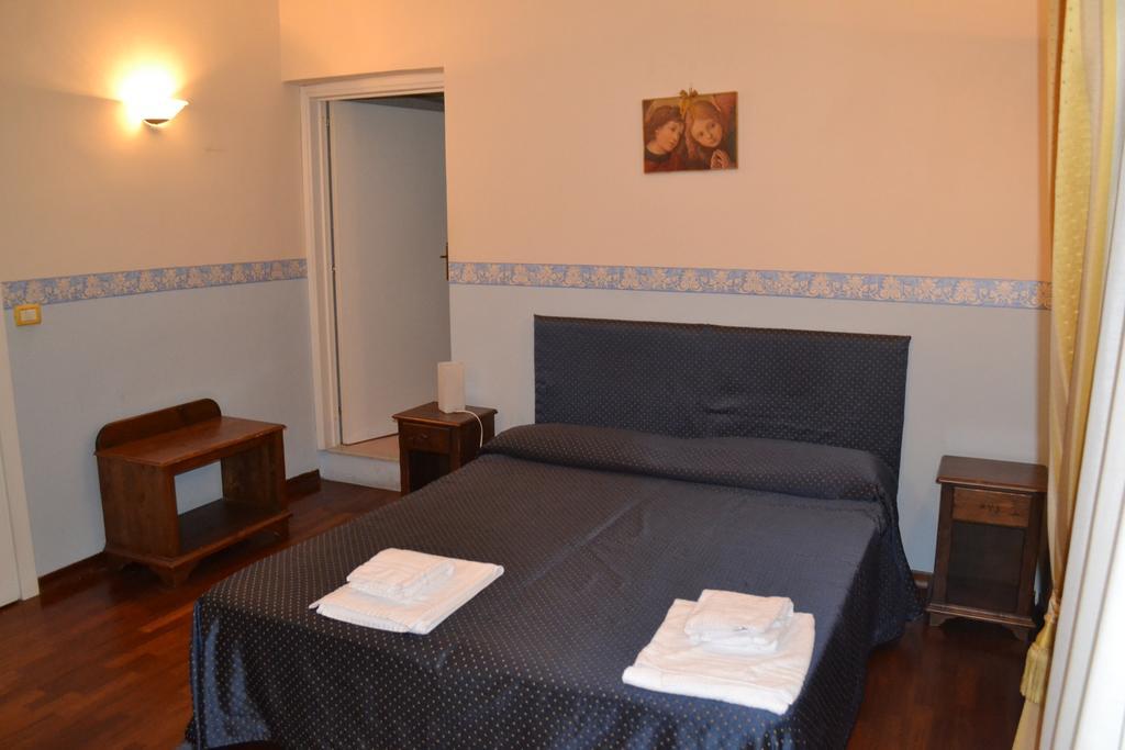 Stesicorea Palace CTA Cameră foto