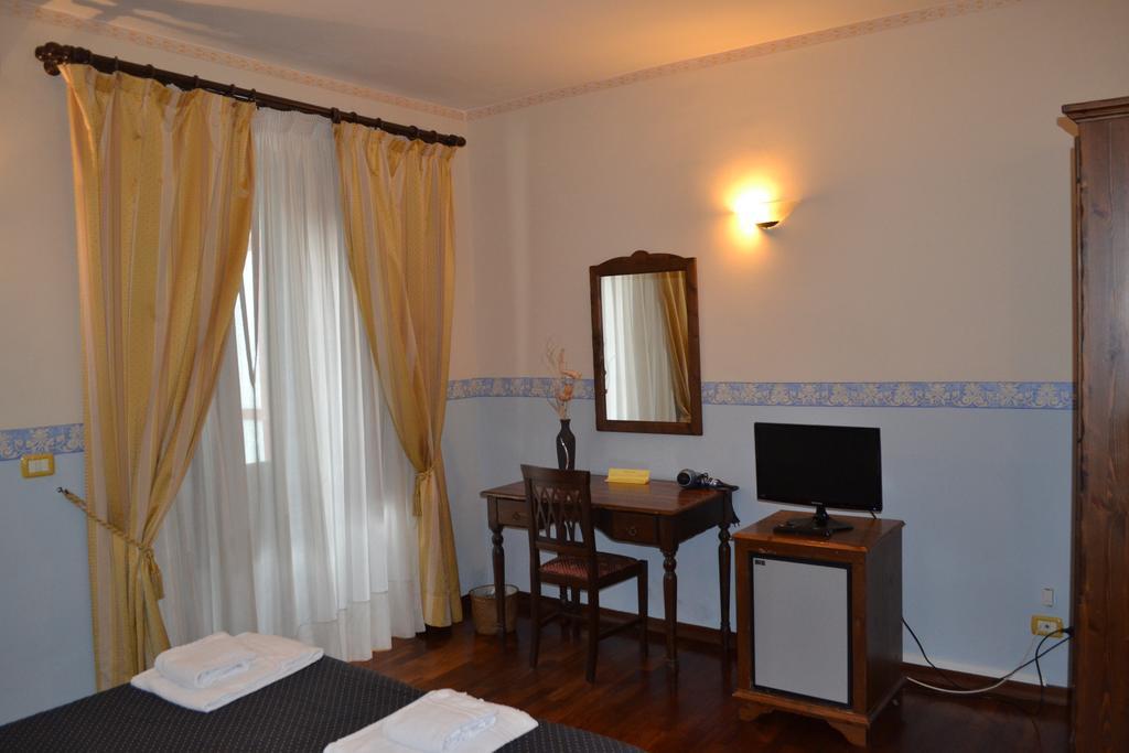 Stesicorea Palace CTA Cameră foto